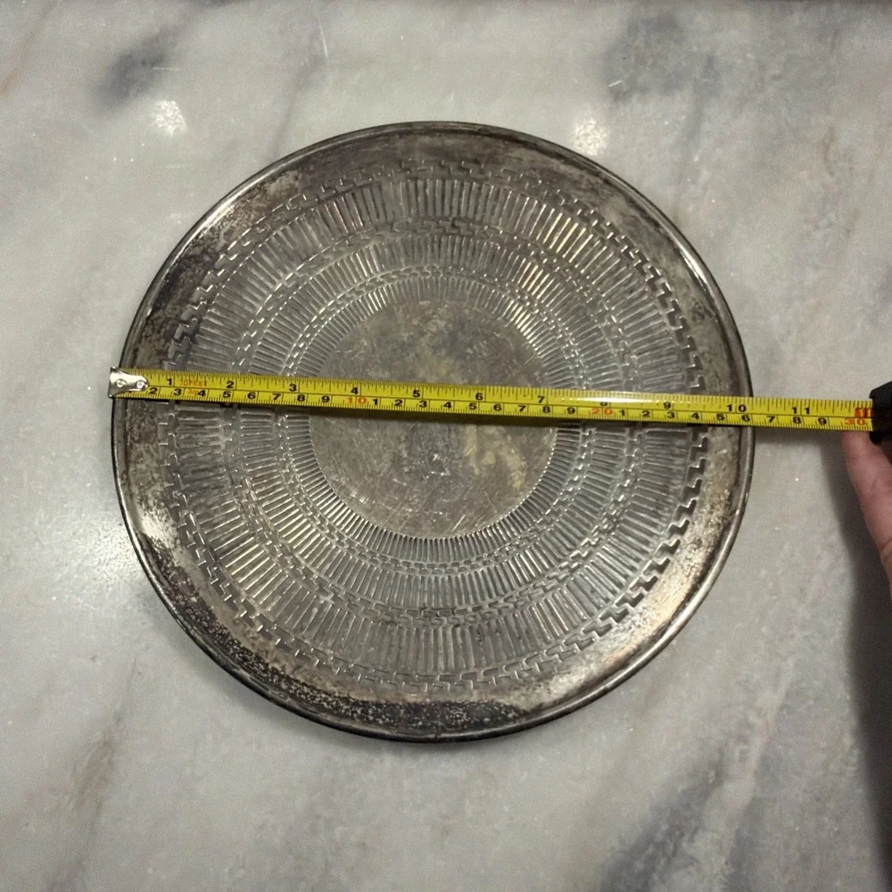 SHEFFIELD  DESIGN MADE IN USA HMC  E.P.N.S. 0326  SILVER COLOR FOOTED PLATES 10